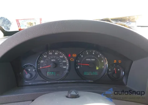 2005 Jeep Grand Cherokee Laredo z USA, uszkodzony, nr VIN 1J4GR48K35C652449